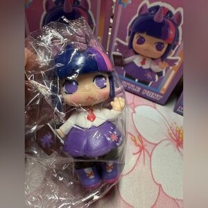 🔥 Fire Sale 🔥 
My Little Pony in MINI World TOYS Figure NEW: Twilight Sparkle